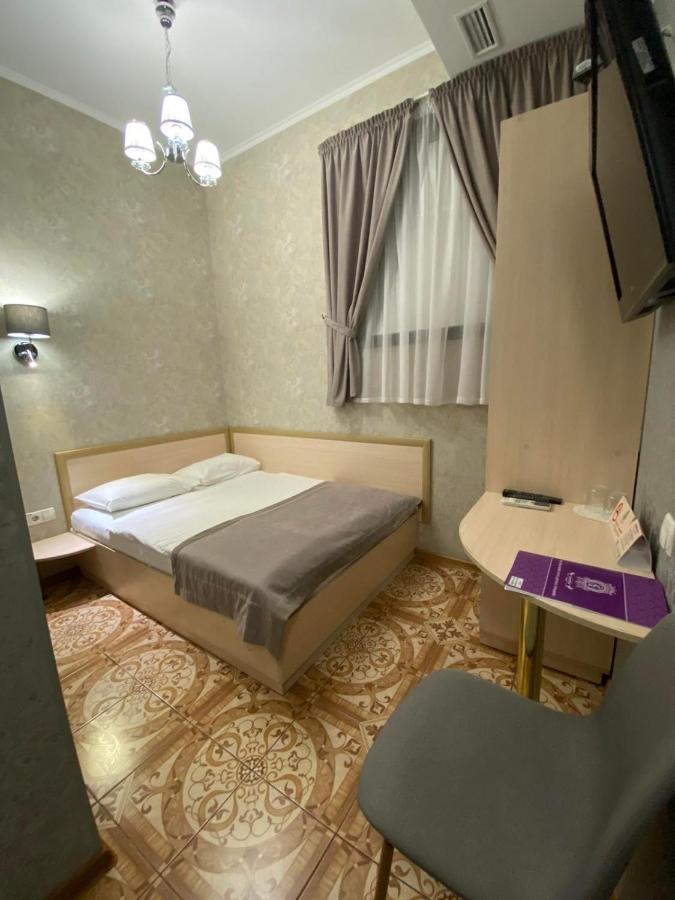 Grand Christer Hotel キエフ エクステリア 写真